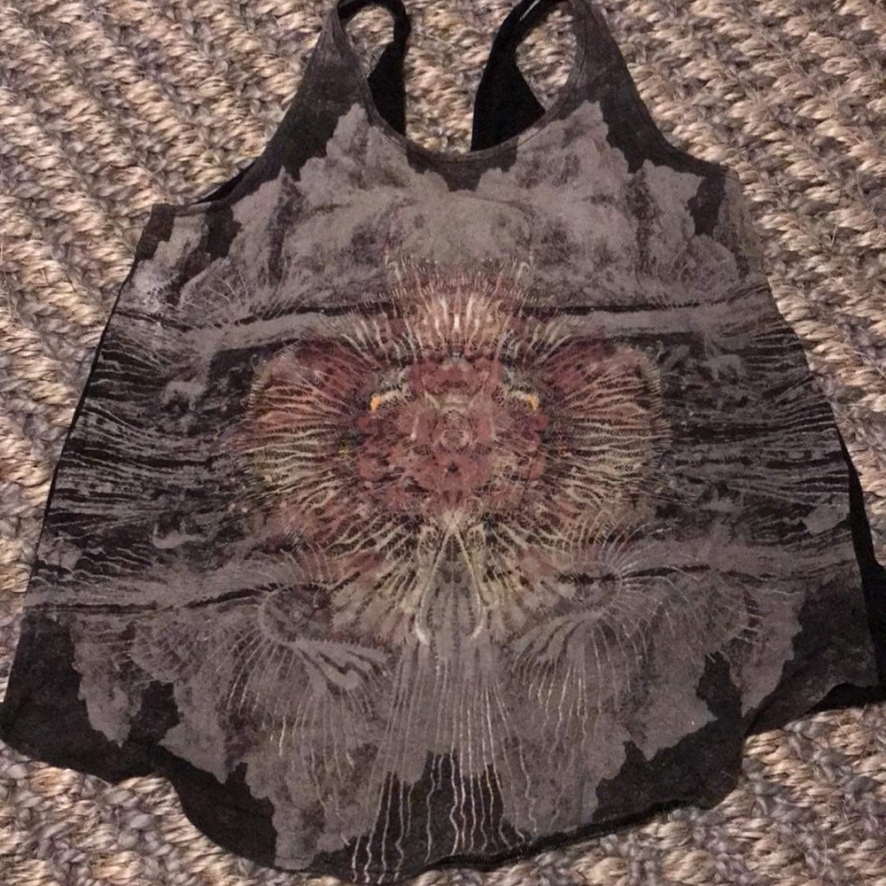 3/30$✨Nikita abstract zip back tank top S